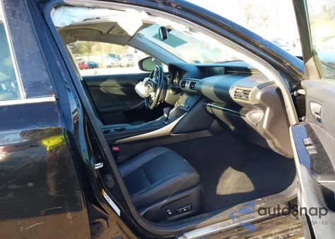 2015 Lexus Ls z USA, uszkodzony, nr VIN JTHCF1D25F5029629